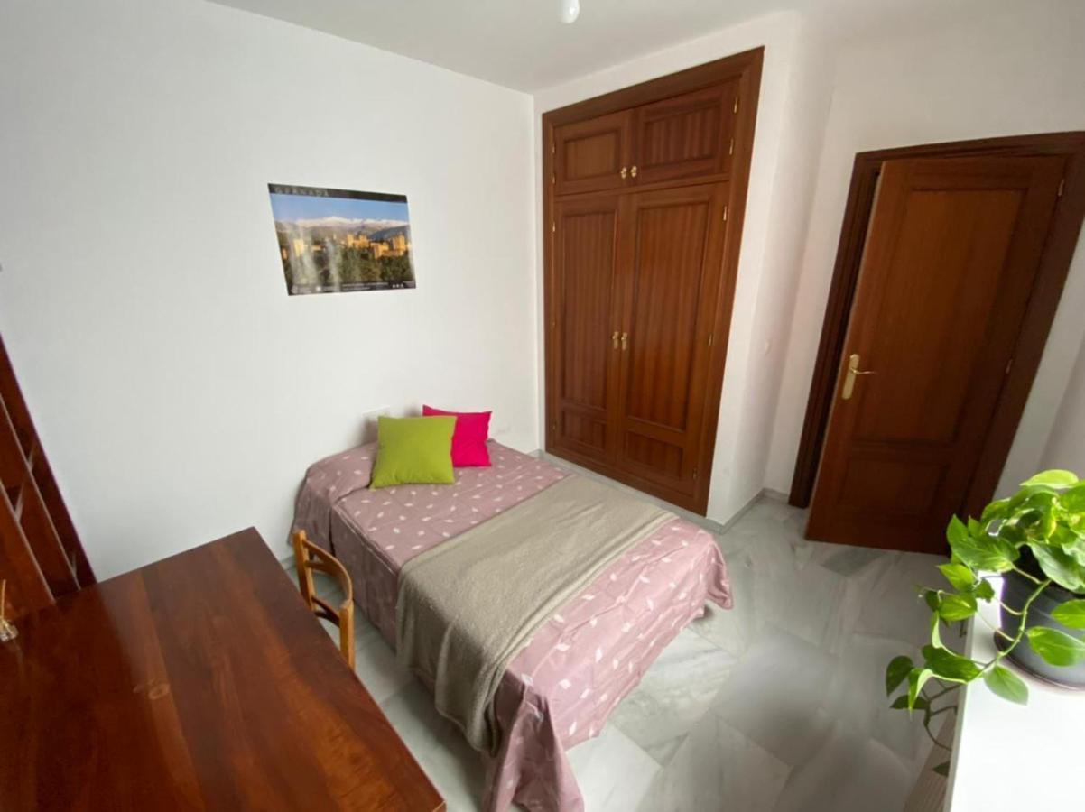 Pati Perro Apartment กรานาดา ภายนอก รูปภาพ